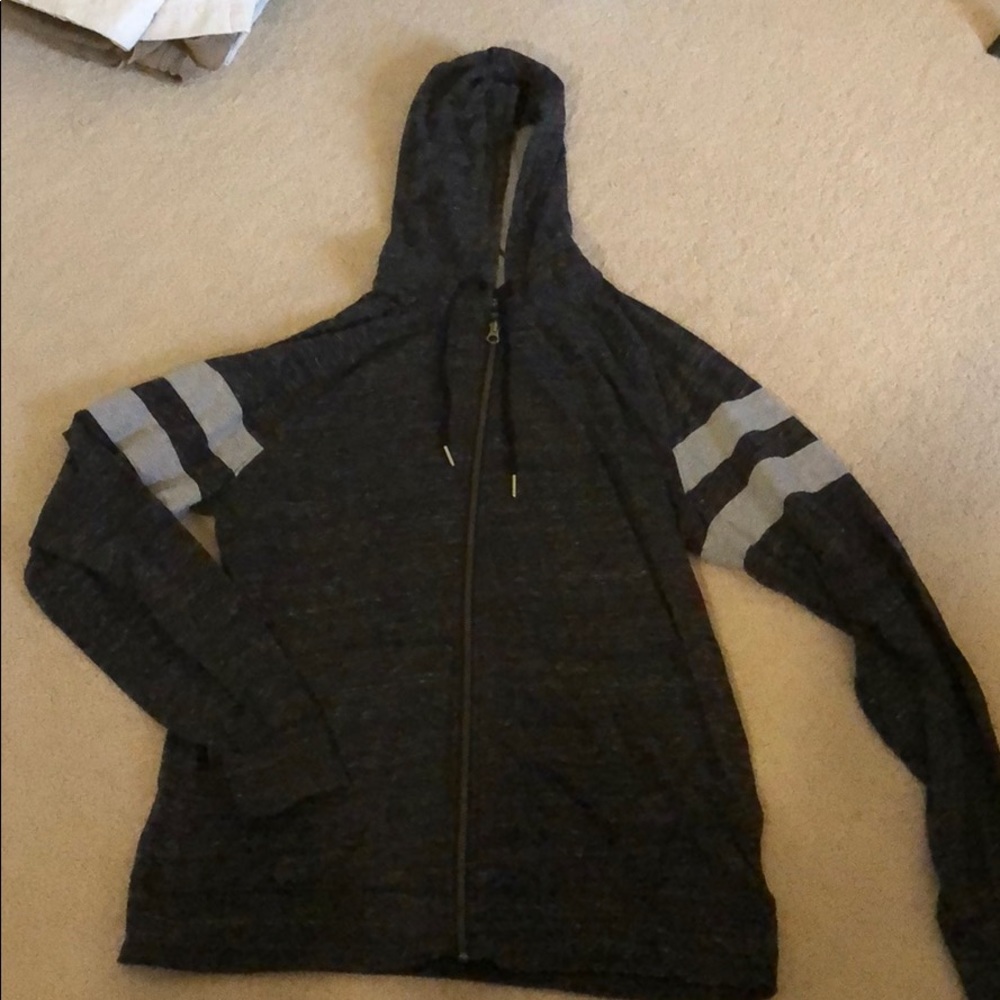 Old navy men’s hoodie sweater medium